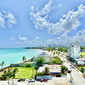Holiday home Oceanview Beach Block Balcony Ocean And City View, San Juan
